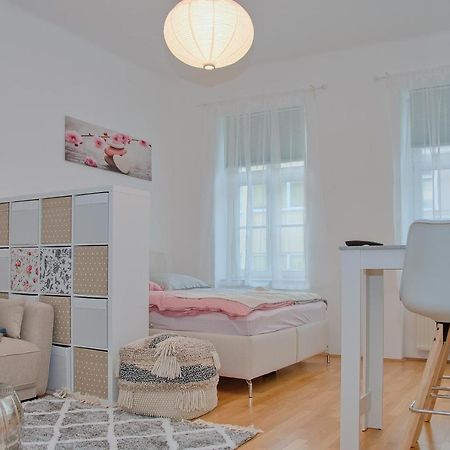 White Lotus Apartment Wiedeń Zewnętrze zdjęcie